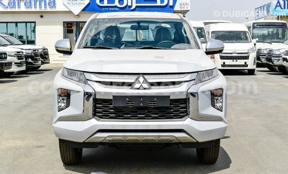 Buy Import Mitsubishi L200 White Car in Import - Dubai in Kailahun Buy Import Mitsubishi L200 White Car in Import - Dubai in Kailahun