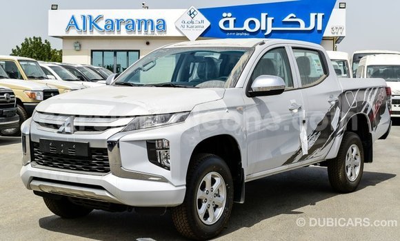 Buy Import Mitsubishi L200 White Car in Import - Dubai in Kailahun Buy Import Mitsubishi L200 White Car in Import - Dubai in Kailahun