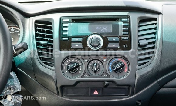 Buy Import Mitsubishi L200 White Car in Import - Dubai in Kailahun Buy Import Mitsubishi L200 White Car in Import - Dubai in Kailahun