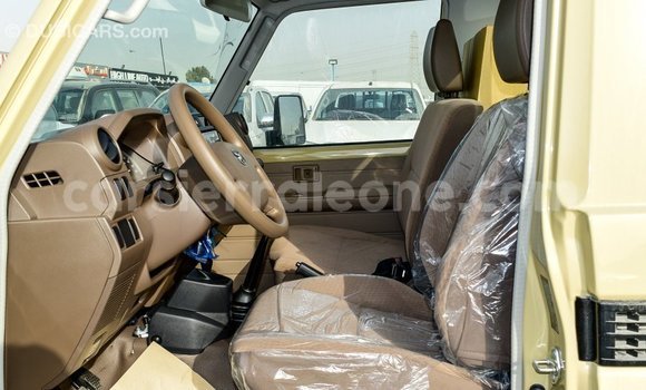 Buy Import Toyota Land Cruiser Beige Car in Import - Dubai in Kailahun Buy Import Toyota Land Cruiser Beige Car in Import - Dubai in Kailahun
