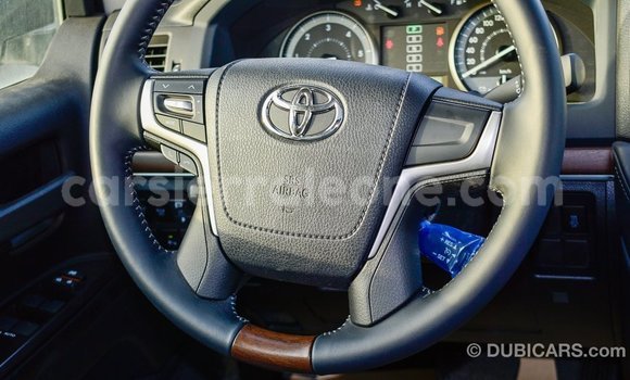 Buy Import Toyota Land Cruiser White Car in Import - Dubai in Kailahun Buy Import Toyota Land Cruiser White Car in Import - Dubai in Kailahun