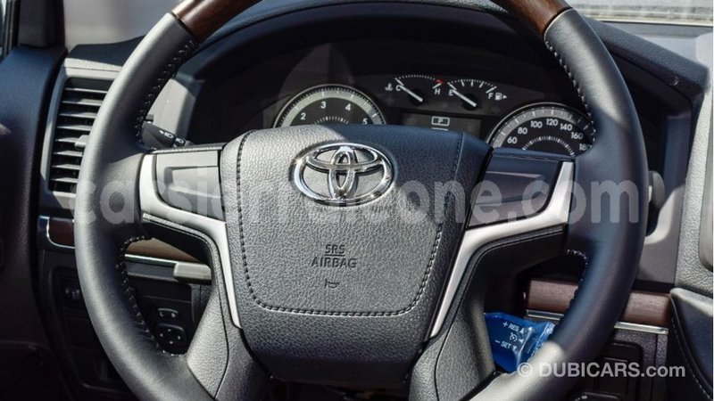 Big with watermark toyota land cruiser kailahun import dubai 6256