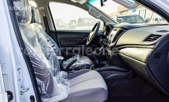 Buy Import Mitsubishi L200 White Car in Import - Dubai in Kailahun Buy Import Mitsubishi L200 White Car in Import - Dubai in Kailahun