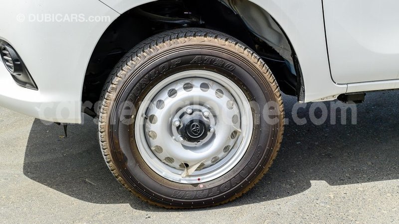 Big with watermark toyota hilux kailahun import dubai 6262