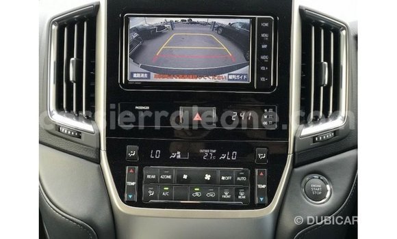 Buy Import Toyota Land Cruiser White Car in Import - Dubai in Kailahun Buy Import Toyota Land Cruiser White Car in Import - Dubai in Kailahun