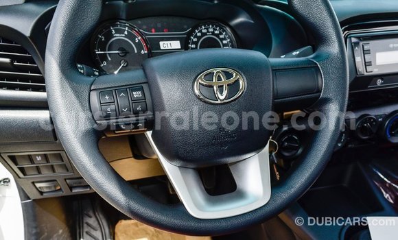 Buy Import Toyota Hilux White Car in Import - Dubai in Kailahun Buy Import Toyota Hilux White Car in Import - Dubai in Kailahun