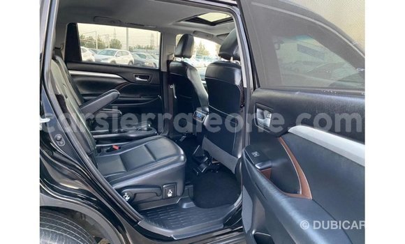 Buy Import Toyota Highlander Black Car in Import - Dubai in Kailahun Buy Import Toyota Highlander Black Car in Import - Dubai in Kailahun