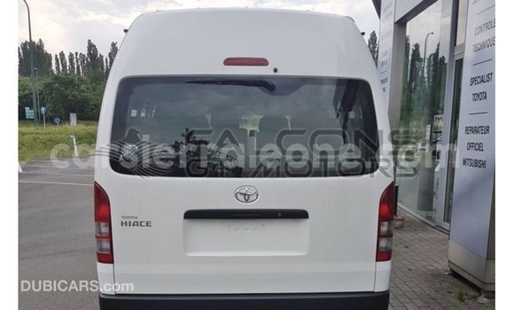 Buy Import Toyota Hiace White Car in Import - Dubai in Kailahun Buy Import Toyota Hiace White Car in Import - Dubai in Kailahun