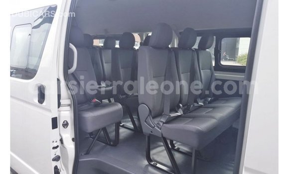 Buy Import Toyota Hiace White Car in Import - Dubai in Kailahun Buy Import Toyota Hiace White Car in Import - Dubai in Kailahun