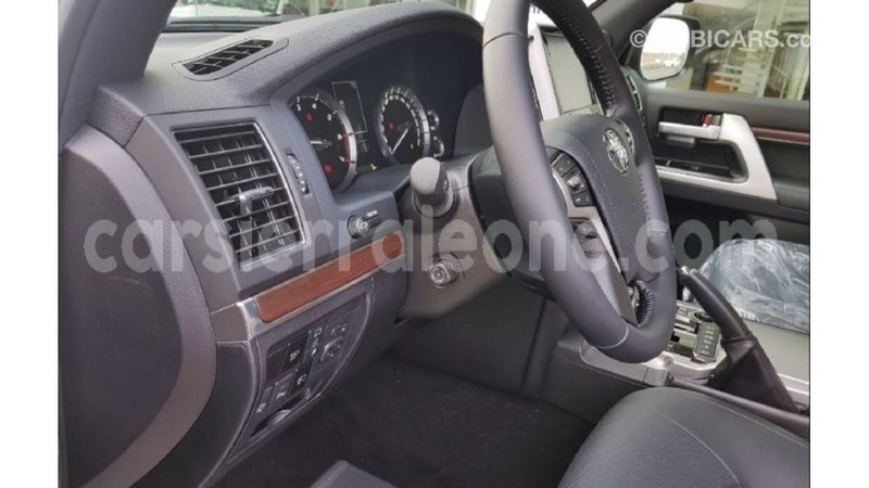 Big with watermark toyota land cruiser kailahun import dubai 6286