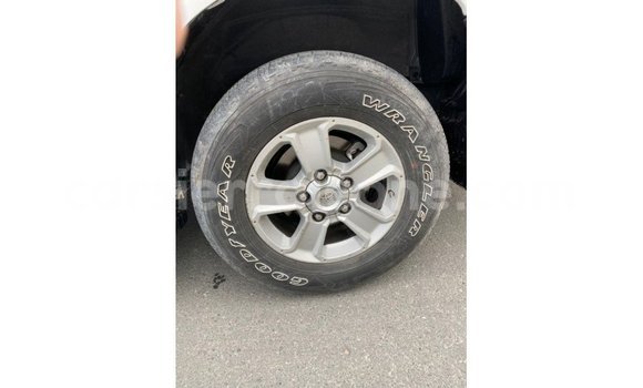 Buy Import Toyota Sequoia White Car in Import - Dubai in Kailahun Buy Import Toyota Sequoia White Car in Import - Dubai in Kailahun