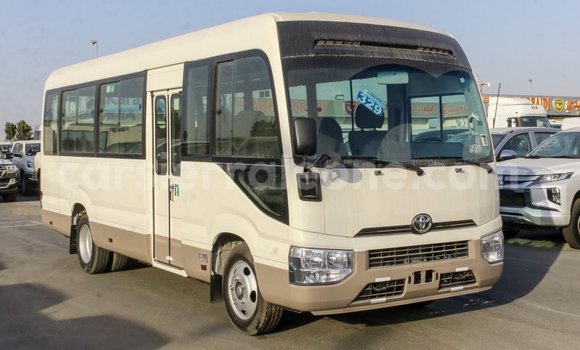 Buy Import Toyota Coaster White Car in Import - Dubai in Kailahun Buy Import Toyota Coaster White Car in Import - Dubai in Kailahun