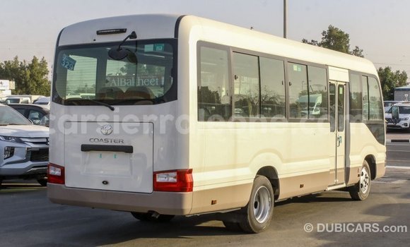 Buy Import Toyota Coaster White Car in Import - Dubai in Kailahun Buy Import Toyota Coaster White Car in Import - Dubai in Kailahun