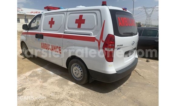 Buy Import Hyundai Accent White Car in Import - Dubai in Kailahun Buy Import Hyundai Accent White Car in Import - Dubai in Kailahun