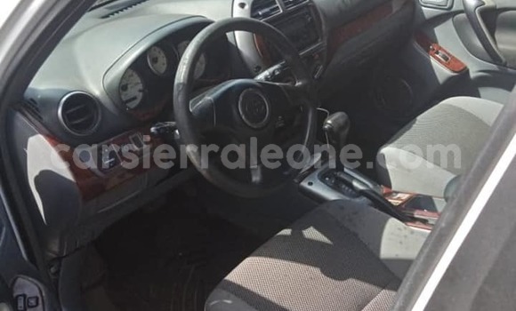 Buy Used Toyota RAV4 White Car in Freetown in Western Urban Buy Used Toyota RAV4 White Car in Freetown in Western Urban