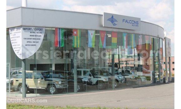 Buy Import Toyota Land Cruiser White Car in Import - Dubai in Kailahun Buy Import Toyota Land Cruiser White Car in Import - Dubai in Kailahun