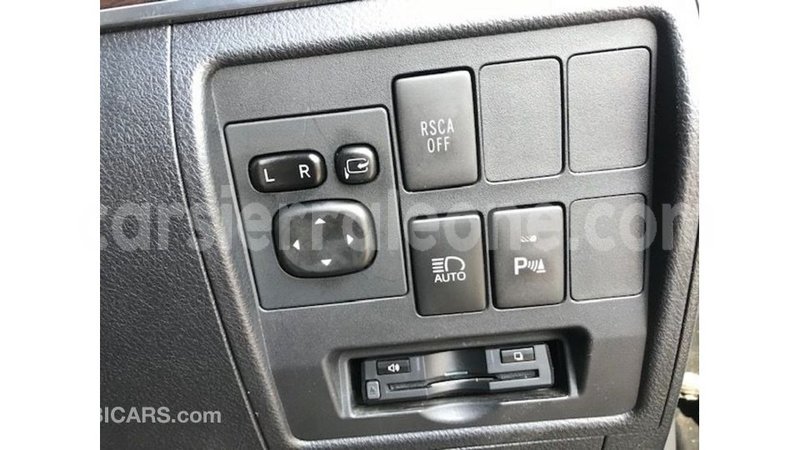 Big with watermark toyota land cruiser kailahun import dubai 6323