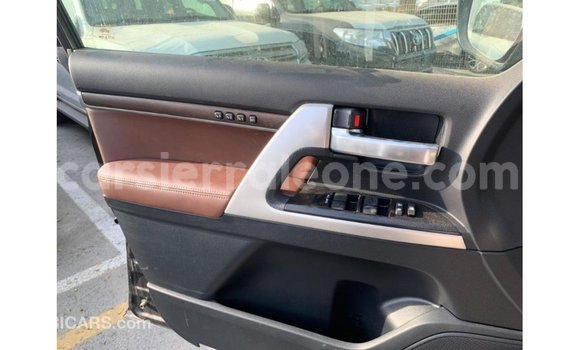 Buy Import Toyota Land Cruiser Black Car in Import - Dubai in Kailahun Buy Import Toyota Land Cruiser Black Car in Import - Dubai in Kailahun