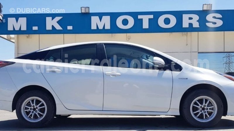 Big with watermark toyota prius kailahun import dubai 6336