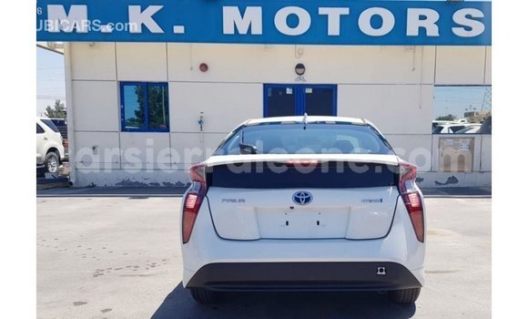 Buy Import Toyota Prius White Car in Import - Dubai in Kailahun Buy Import Toyota Prius White Car in Import - Dubai in Kailahun