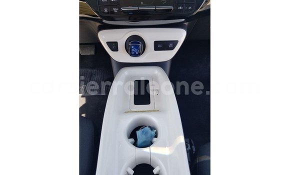 Buy Import Toyota Prius White Car in Import - Dubai in Kailahun Buy Import Toyota Prius White Car in Import - Dubai in Kailahun