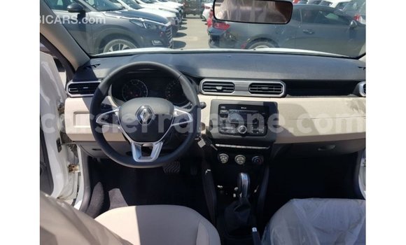 Buy Import Renault 19 White Car in Import - Dubai in Kailahun Buy Import Renault 19 White Car in Import - Dubai in Kailahun