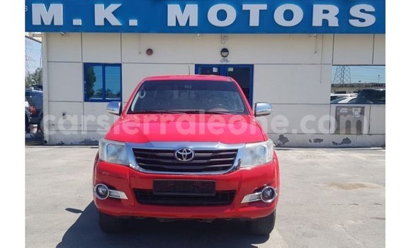 Acheter Import Voiture Toyota Hilux Rouge à Import - Dubai, Kailahun Acheter Import Voiture Toyota Hilux Rouge à Import - Dubai, Kailahun