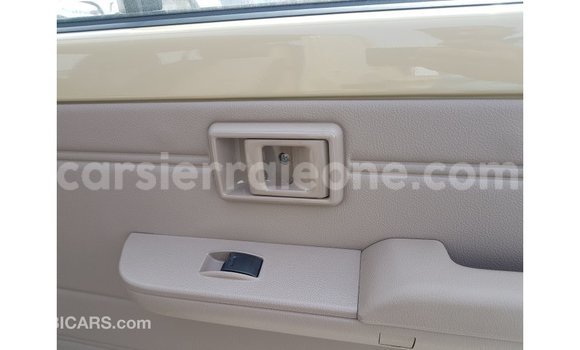 Buy Import Toyota Land Cruiser Beige Car in Import - Dubai in Kailahun Buy Import Toyota Land Cruiser Beige Car in Import - Dubai in Kailahun