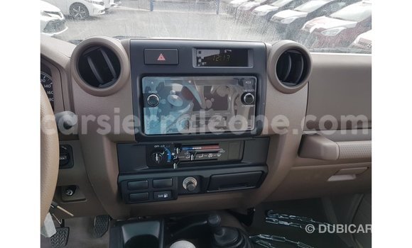Buy Import Toyota Land Cruiser Beige Car in Import - Dubai in Kailahun Buy Import Toyota Land Cruiser Beige Car in Import - Dubai in Kailahun