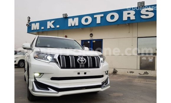 Acheter Import Voiture Toyota Prado Blanc à Import - Dubai, Kailahun Acheter Import Voiture Toyota Prado Blanc à Import - Dubai, Kailahun