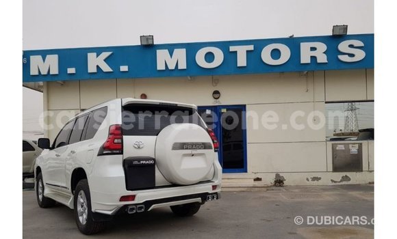 Acheter Import Voiture Toyota Prado Blanc à Import - Dubai, Kailahun Acheter Import Voiture Toyota Prado Blanc à Import - Dubai, Kailahun