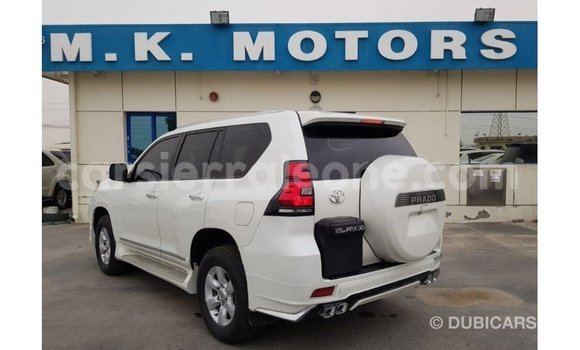 Acheter Import Voiture Toyota Prado Blanc à Import - Dubai, Kailahun Acheter Import Voiture Toyota Prado Blanc à Import - Dubai, Kailahun