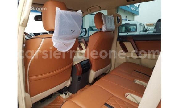 Acheter Import Voiture Toyota Prado Blanc à Import - Dubai, Kailahun Acheter Import Voiture Toyota Prado Blanc à Import - Dubai, Kailahun