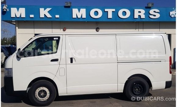 Buy Import Toyota Hiace White Car in Import - Dubai in Kailahun Buy Import Toyota Hiace White Car in Import - Dubai in Kailahun