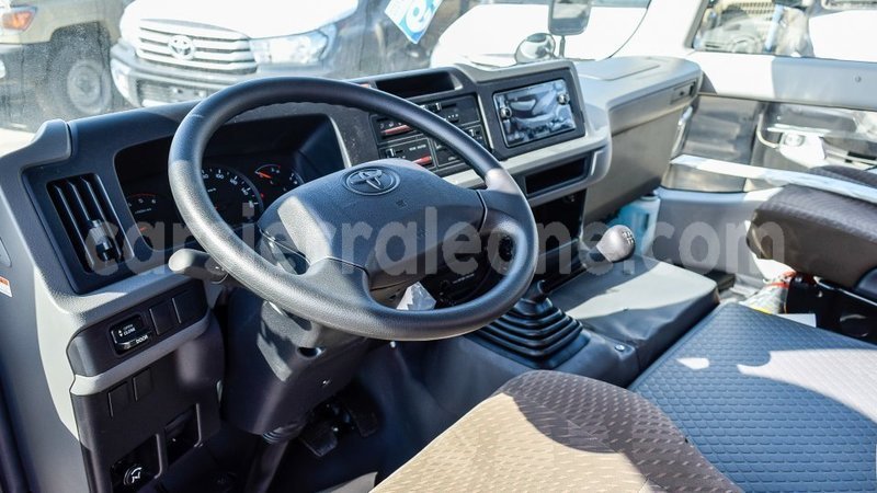 Big with watermark toyota coaster kailahun import dubai 6365