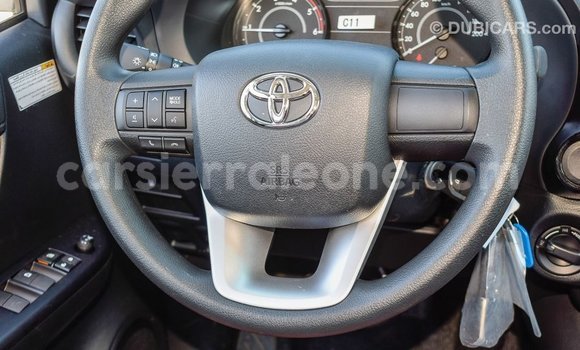 Buy Import Toyota Hilux White Car in Import - Dubai in Kailahun Buy Import Toyota Hilux White Car in Import - Dubai in Kailahun