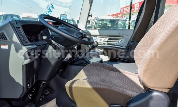 Buy Import Toyota Coaster White Car in Import - Dubai in Kailahun Buy Import Toyota Coaster White Car in Import - Dubai in Kailahun