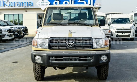 Buy Import Toyota Land Cruiser Beige Car in Import - Dubai in Kailahun Buy Import Toyota Land Cruiser Beige Car in Import - Dubai in Kailahun