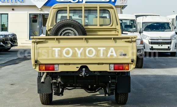 Buy Import Toyota Land Cruiser Beige Car in Import - Dubai in Kailahun Buy Import Toyota Land Cruiser Beige Car in Import - Dubai in Kailahun