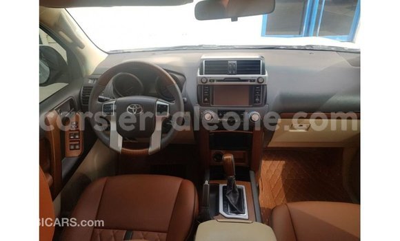 Buy Import Toyota Land Cruiser White Car in Import - Dubai in Kailahun Buy Import Toyota Land Cruiser White Car in Import - Dubai in Kailahun