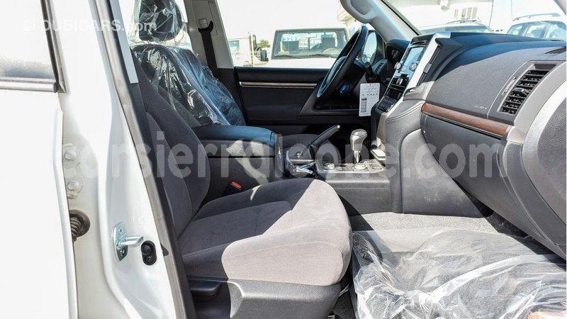 Big with watermark toyota land cruiser kailahun import dubai 6382