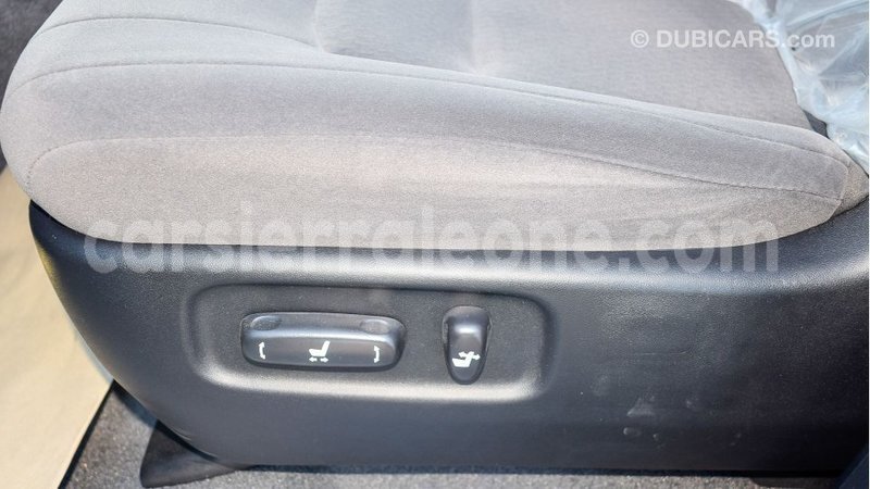 Big with watermark toyota land cruiser kailahun import dubai 6382