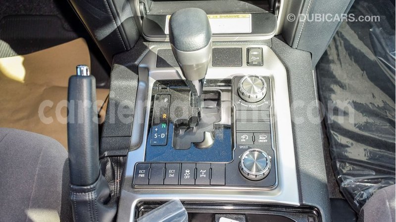 Big with watermark toyota land cruiser kailahun import dubai 6382