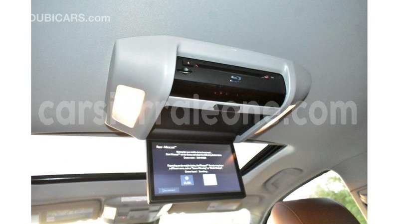 Big with watermark toyota sequoia kailahun import dubai 6404