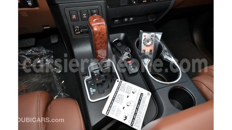 Big with watermark toyota sequoia kailahun import dubai 6404