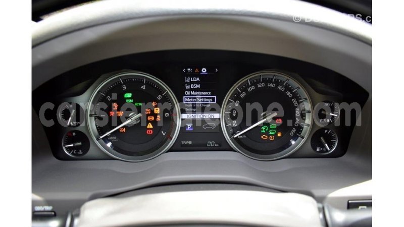 Big with watermark toyota land cruiser kailahun import dubai 6418