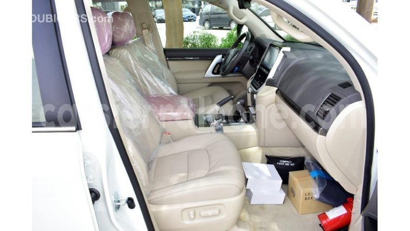 Big with watermark toyota land cruiser kailahun import dubai 6418