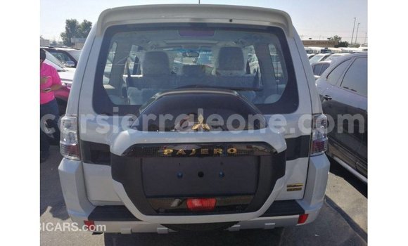 Buy Import Mitsubishi Pajero White Car in Import - Dubai in Kailahun Buy Import Mitsubishi Pajero White Car in Import - Dubai in Kailahun