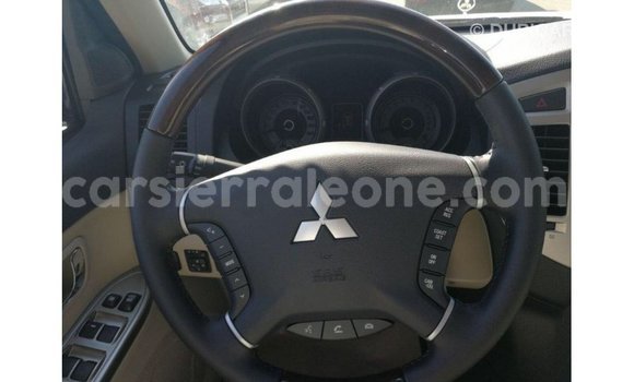 Buy Import Mitsubishi Pajero White Car in Import - Dubai in Kailahun Buy Import Mitsubishi Pajero White Car in Import - Dubai in Kailahun