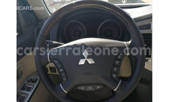 Buy Import Mitsubishi Pajero White Car in Import - Dubai in Kailahun Buy Import Mitsubishi Pajero White Car in Import - Dubai in Kailahun